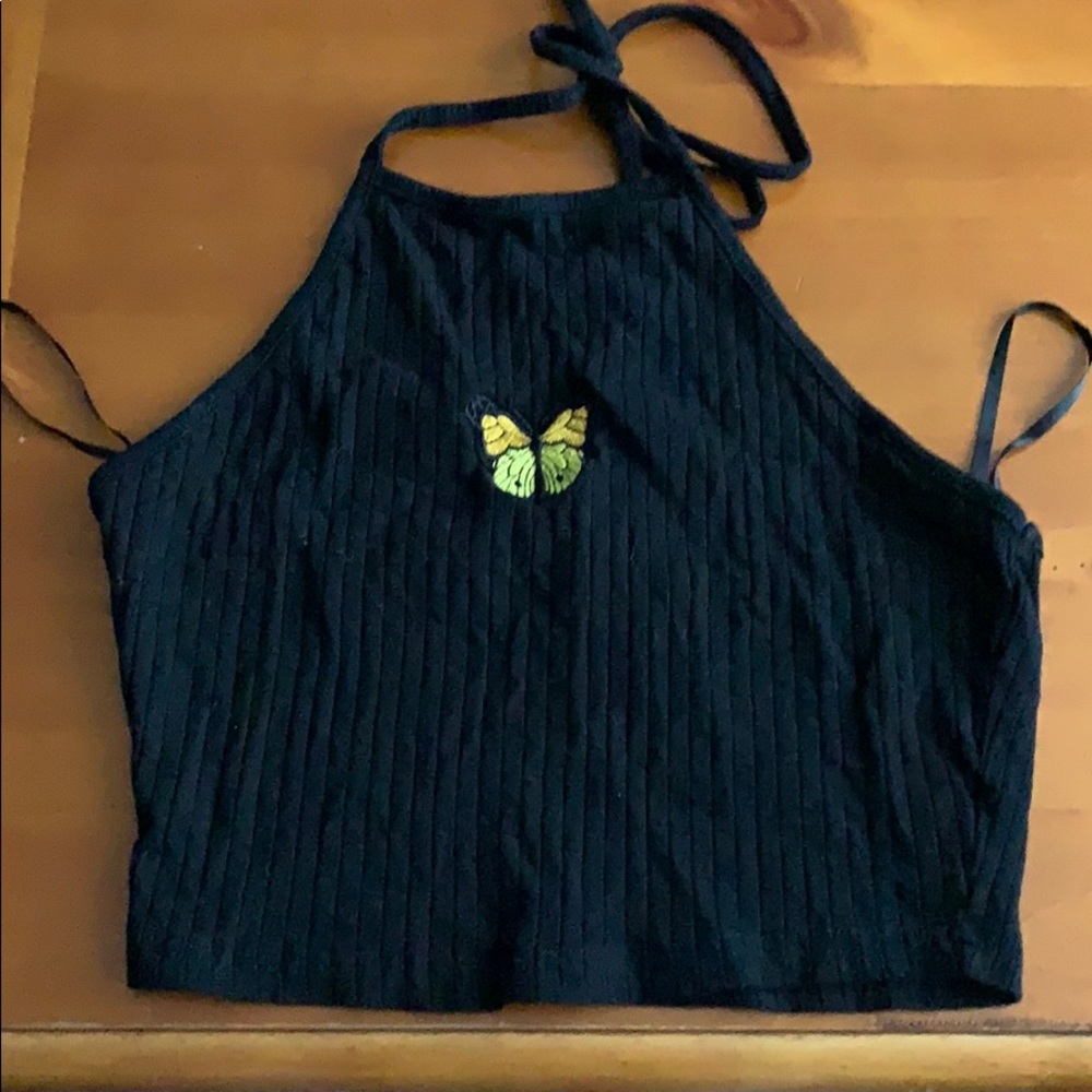 Crop top. Black